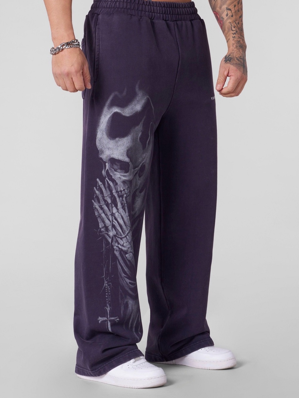 YoungLA Purple Wide-Leg Skull Graphic Sweatpants